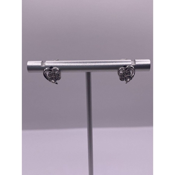 Sterling Silver Hear With CZ Paw - Picture 1 of 4